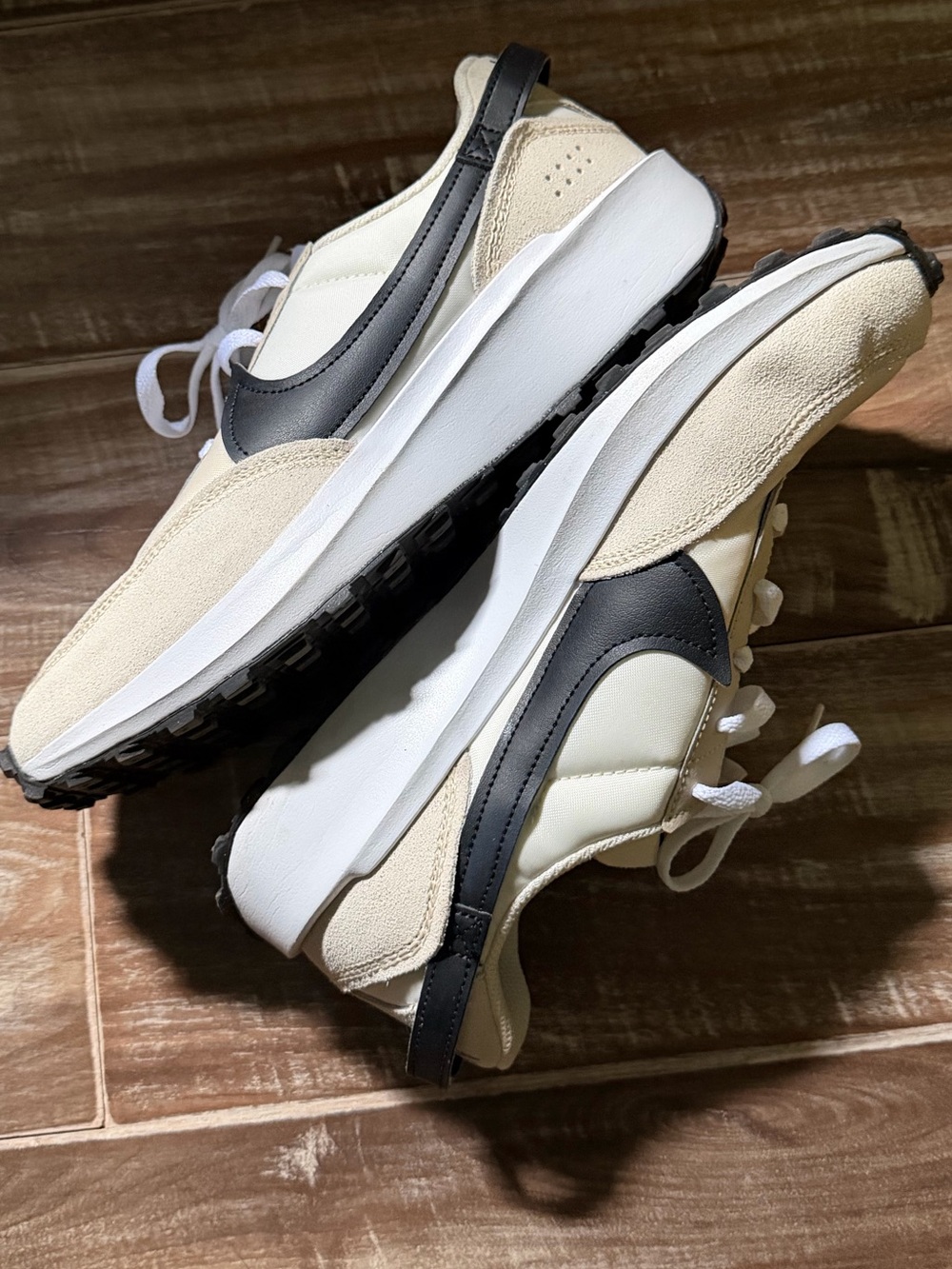 Nike Women's Sneakers in White, Beige & Black - Picture 11 of 11
